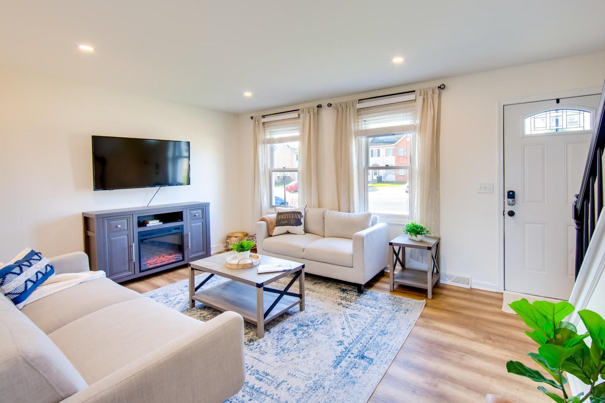 Ferienhaus Townhome With Balcony! *
