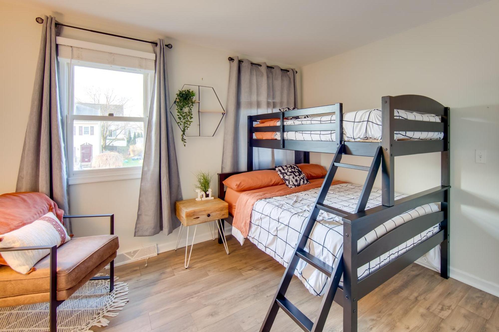 Townhome With Balcony! Ferienhaus Ephrata