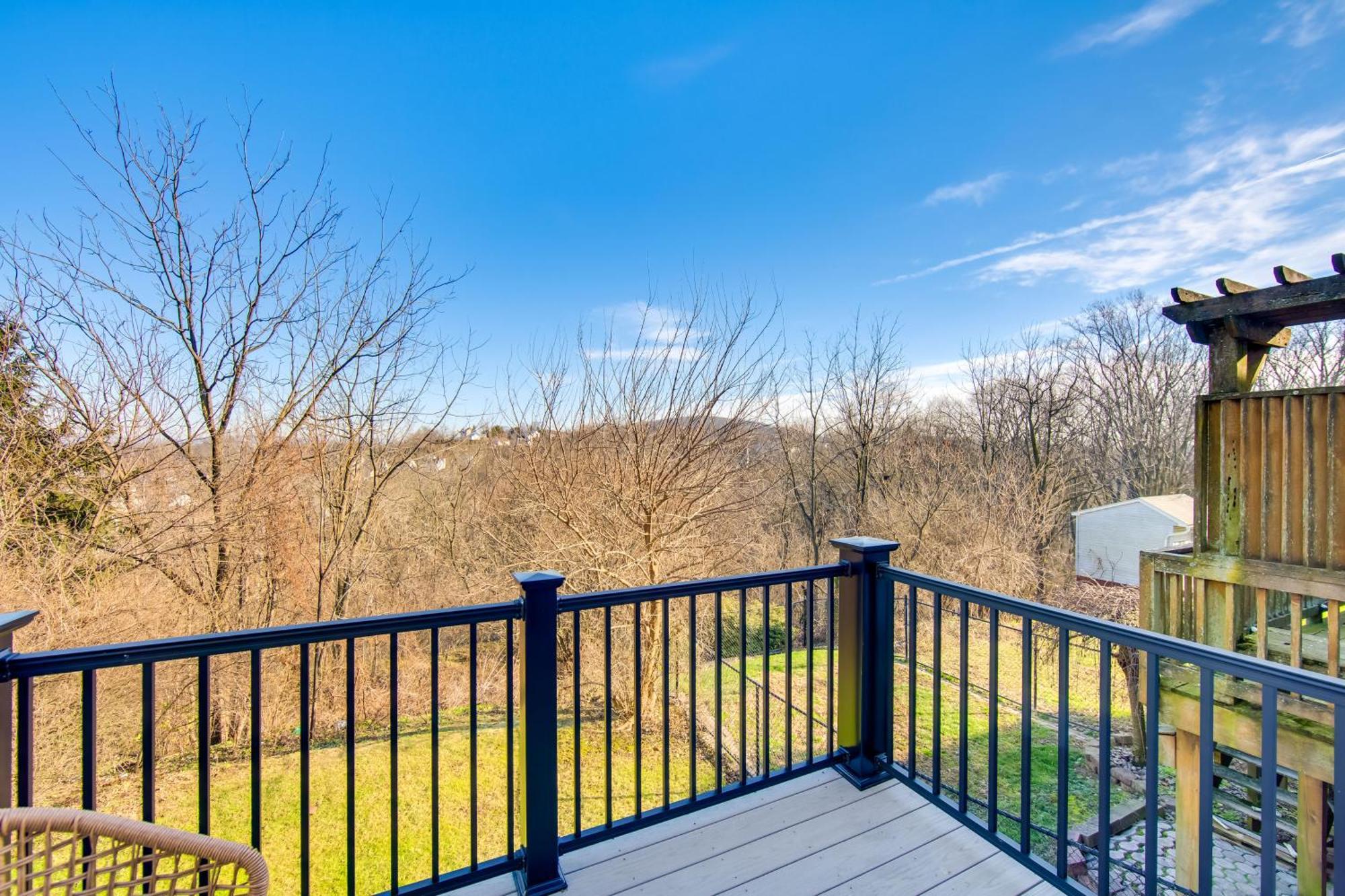 Townhome With Balcony! * Ephrata